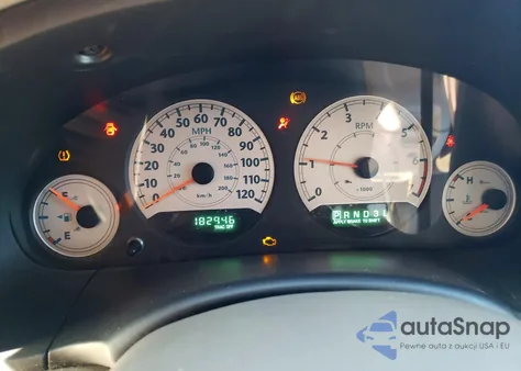 2006 Chrysler Town & Country Touring из США, поврежденный, VIN 2A4GP54LX6R729045